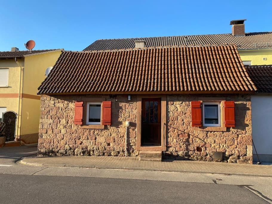 Pfaelzer Hexenhaeuschen In Edesheim Apartment ภายนอก รูปภาพ